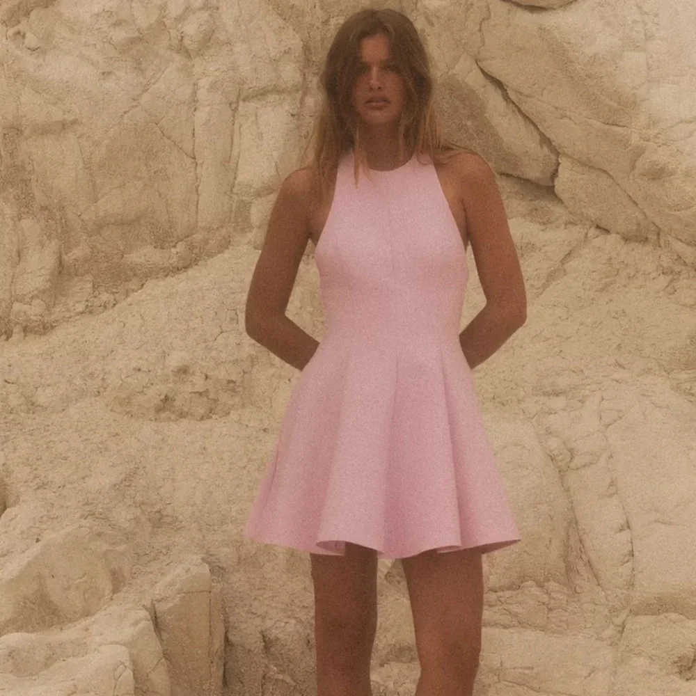 Zara short halter dress with godets, pastel pink - Picture 3 of 15